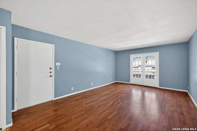 Image 8 of 27 For 6718 Callaghan Rd  315