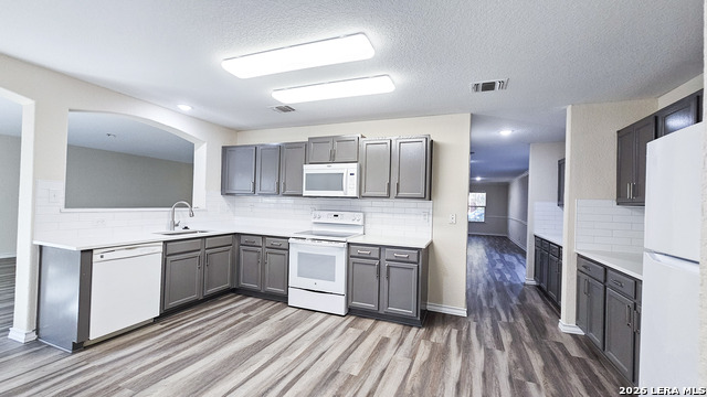 Image 11 of 46 For 9302 Longmire