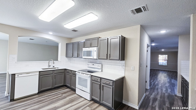 Image 16 of 46 For 9302 Longmire