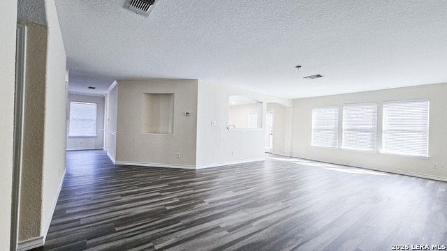 Image 19 of 46 For 9302 Longmire