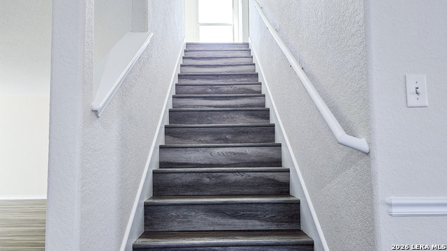 Image 22 of 46 For 9302 Longmire