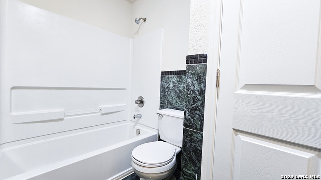 Image 30 of 46 For 9302 Longmire