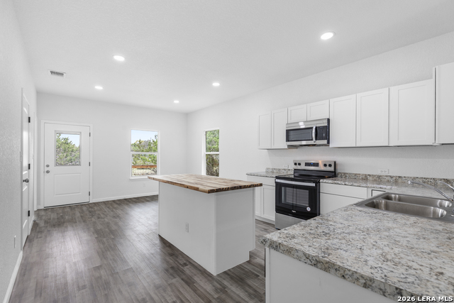 Image 10 of 36 For 1234 Clearcreek Dr.