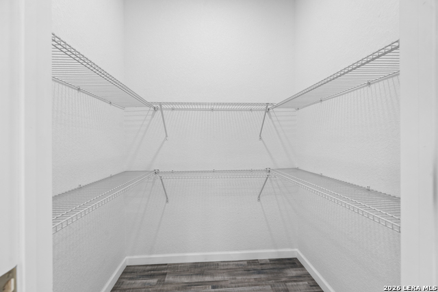 Image 22 of 36 For 1234 Clearcreek Dr.