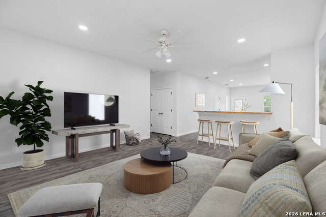 Image 6 of 36 For 1234 Clearcreek Dr.