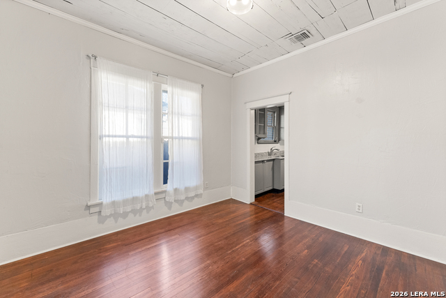 Image 13 of 31 For 135 Panama  