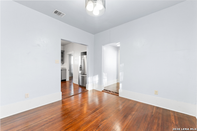 Image 16 of 31 For 135 Panama  