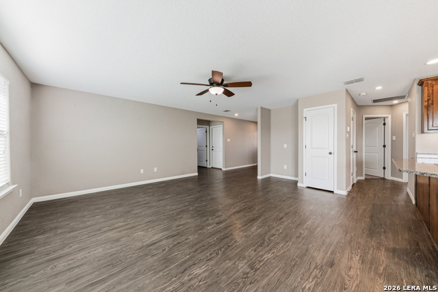 Image 8 of 28 For 135 Lost Maples