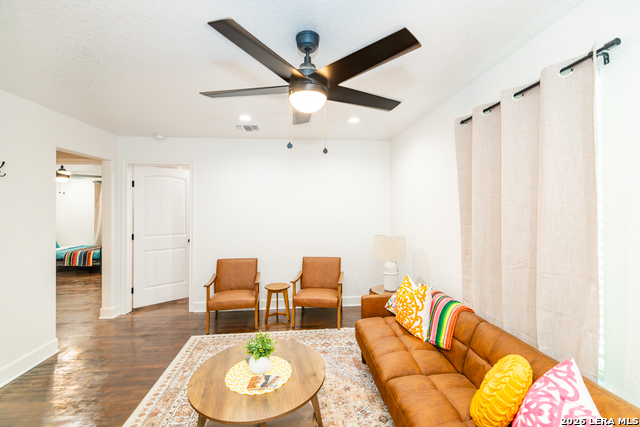 Image 10 of 15 For 321 Andrews  