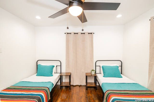 Image 13 of 15 For 321 Andrews  