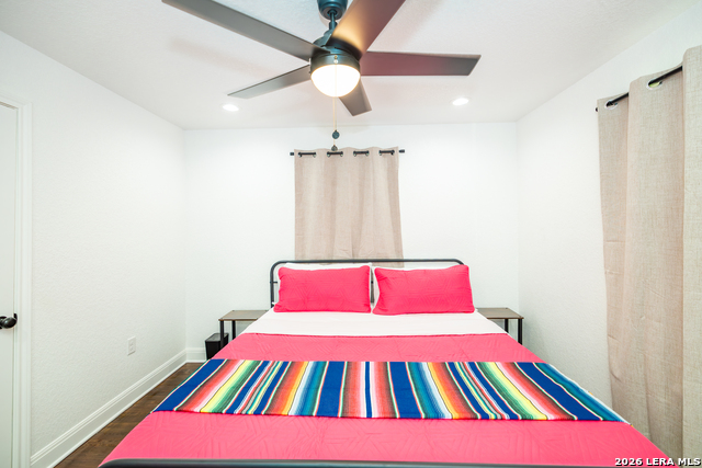 Image 14 of 15 For 321 Andrews  