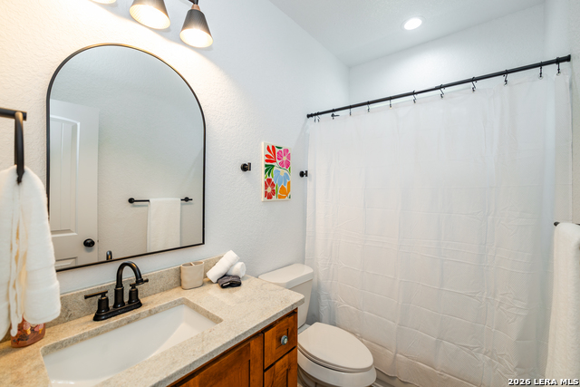 Image 5 of 15 For 321 Andrews  