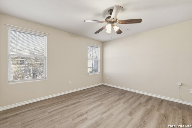 Image 15 of 30 For 5005 Flipper