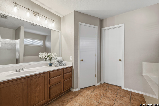 Image 16 of 29 For 16722 Mandolino