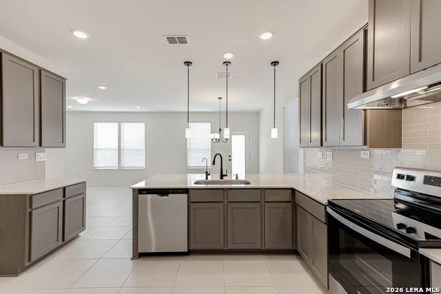 Image 7 of 40 For 14839 Vance Jackson Rd  503