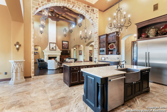 Listing photo id 10 for 189 Shimmering Shore Ct