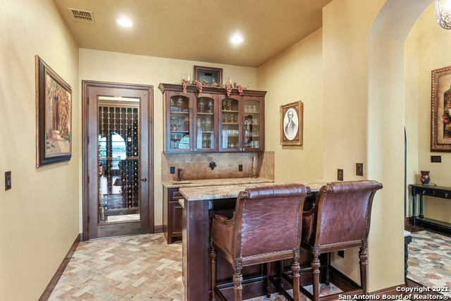 Listing photo id 11 for 189 Shimmering Shore Ct