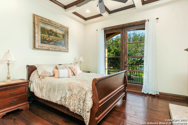 Listing photo id 26 for 189 Shimmering Shore Ct