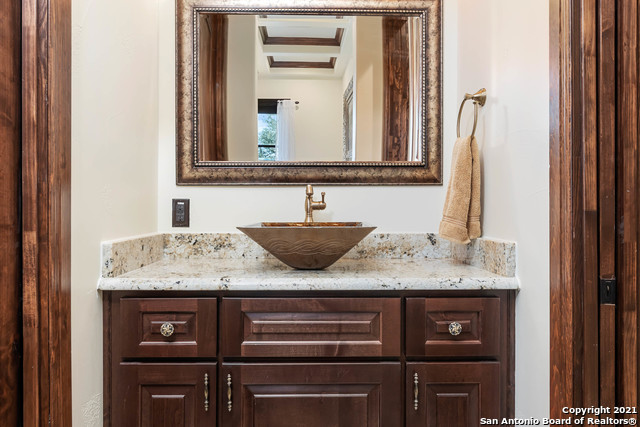 Listing photo id 27 for 189 Shimmering Shore Ct