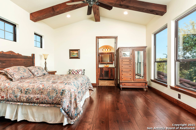 Listing photo id 30 for 189 Shimmering Shore Ct