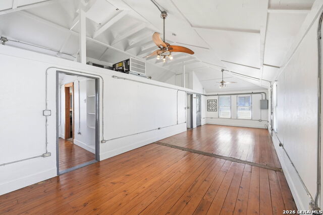 Image 11 of 17 For 127 Clay  2