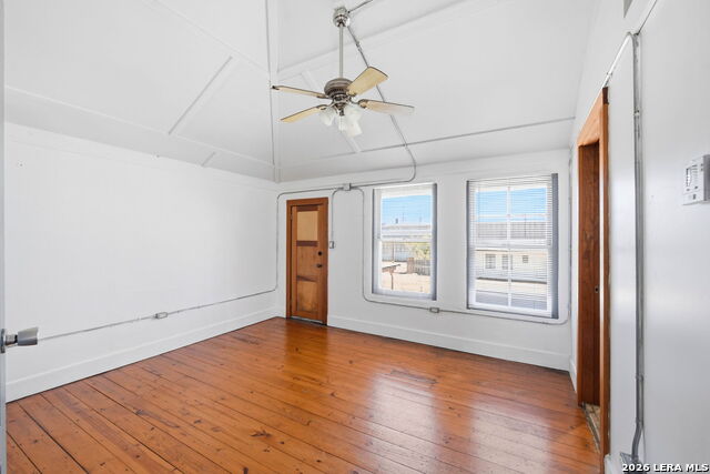 Image 12 of 17 For 127 Clay  2