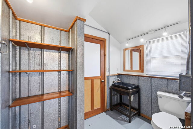 Image 15 of 17 For 127 Clay  2