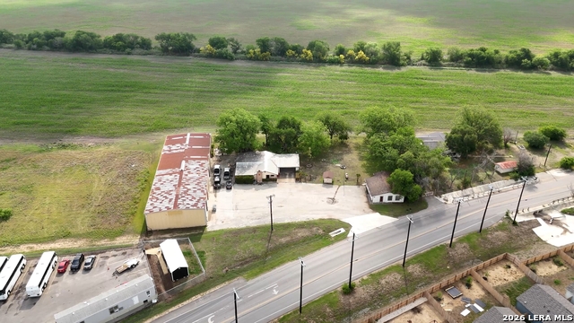 Image 4 of 17 For 11722 Fischer