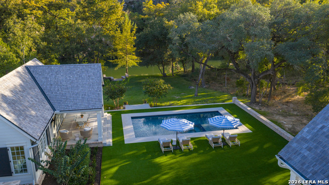 Listing photo id 1 for 1755 Riada  