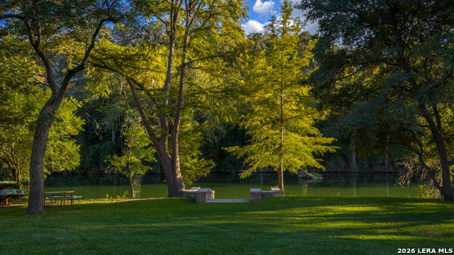 Listing photo id 2 for 1755 Riada  