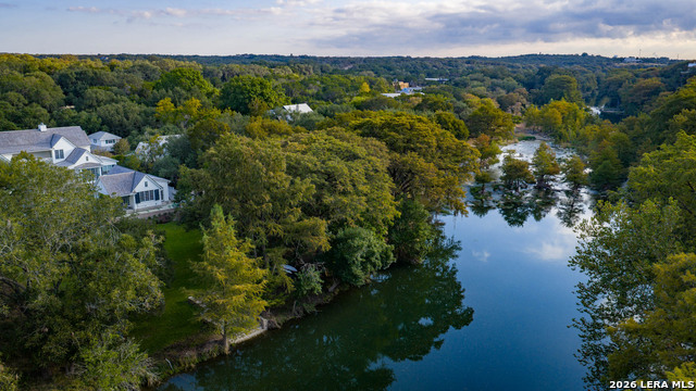 Listing photo id 47 for 1755 Riada  
