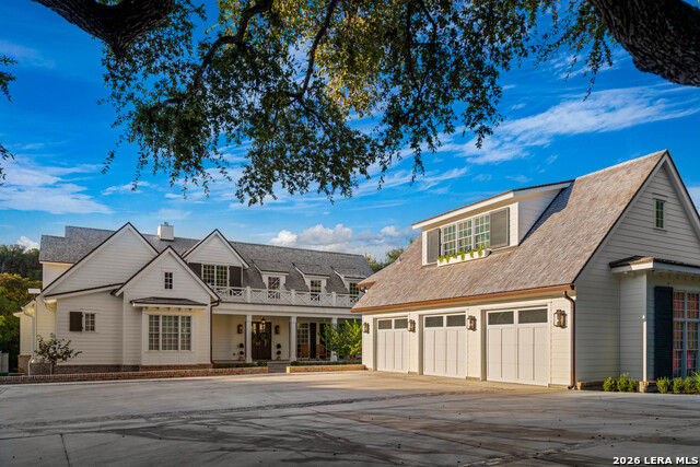 Listing photo id 3 for 1755 Riada  