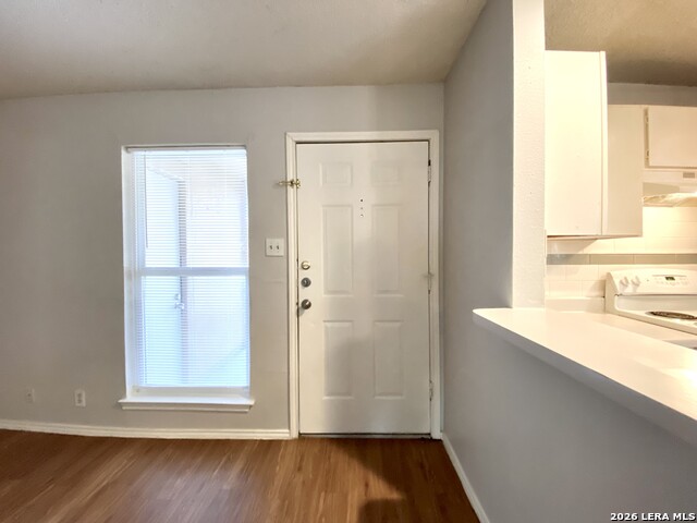 Image 4 of 28 For 5225 Meadow Field  1