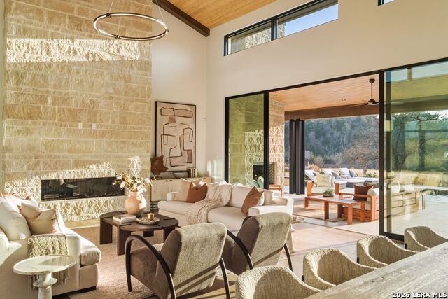 Image 17 of 79 For 82 Presidio Ridge