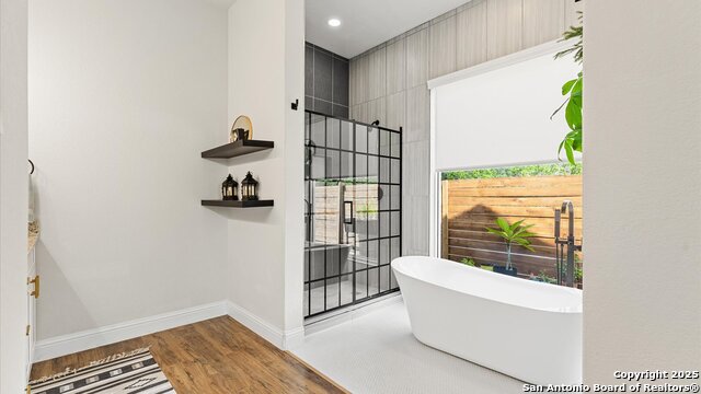 Image 17 of 44 For 3225 Hawthorne