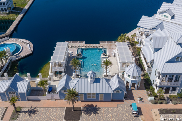 Listing photo id 8 for 112 Sun Kissed Lane