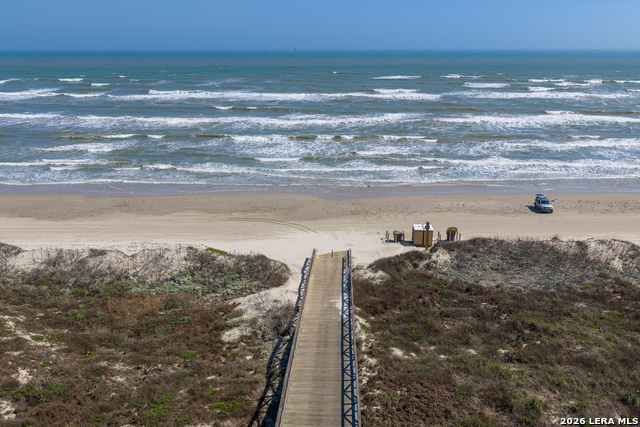 Listing photo id 18 for 112 Sun Kissed Lane