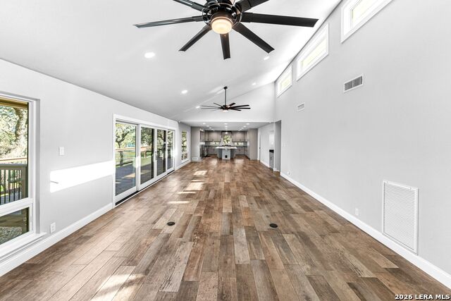 Image 18 of 86 For 29274 Seabiscuit Dr