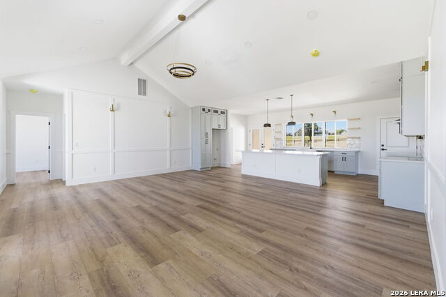 Image 9 of 42 For 340 Spring Creek