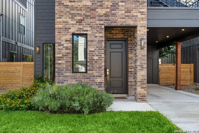 Image 2 of 41 For 111 Dowdy  