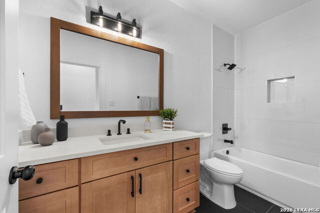 Image 24 of 41 For 111 Dowdy  