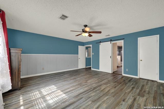 Image 18 of 33 For 465 Twin Point