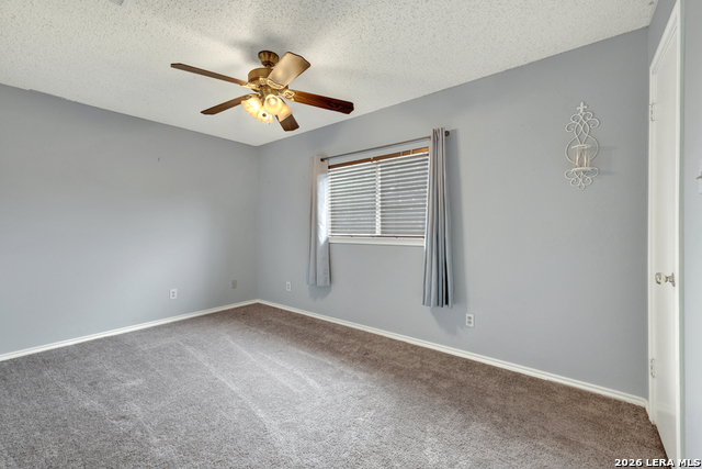 Image 23 of 33 For 465 Twin Point