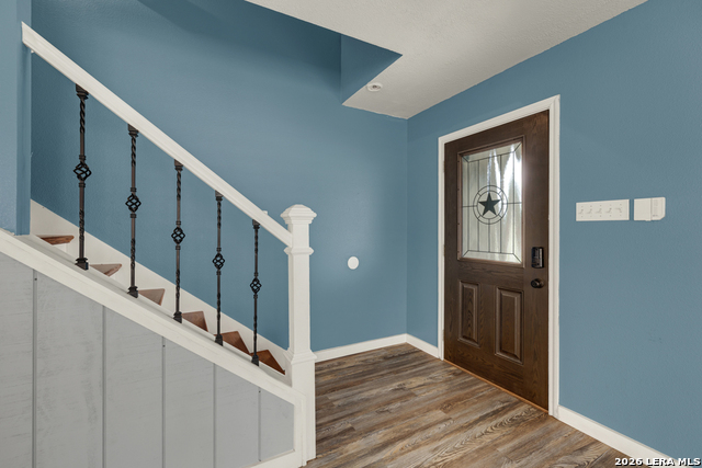 Image 3 of 33 For 465 Twin Point