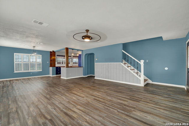 Image 5 of 33 For 465 Twin Point