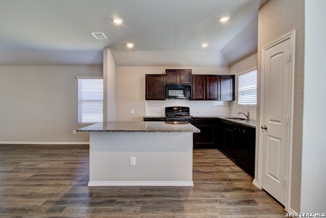 Image 5 of 22 For 5234 Blue Ivy