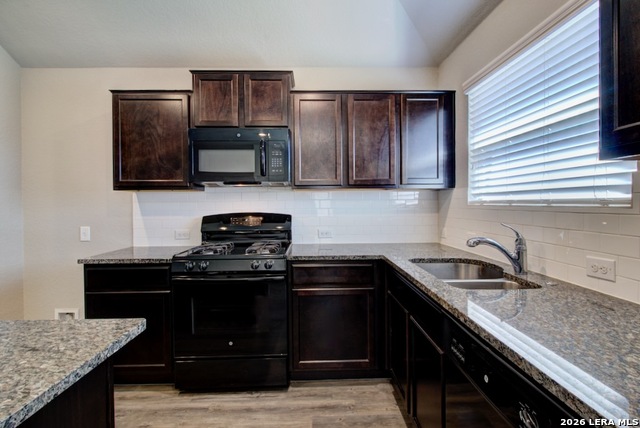 Image 6 of 22 For 5234 Blue Ivy