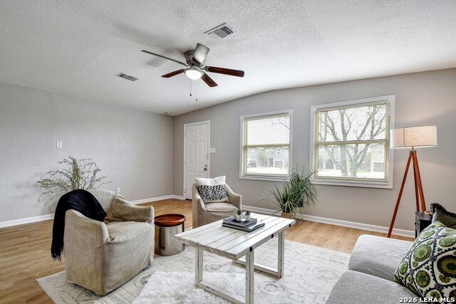 Image 5 of 35 For 5310 Shadow Lake