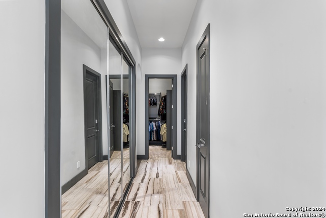 Image 15 of 41 For 7002 Bella Rose