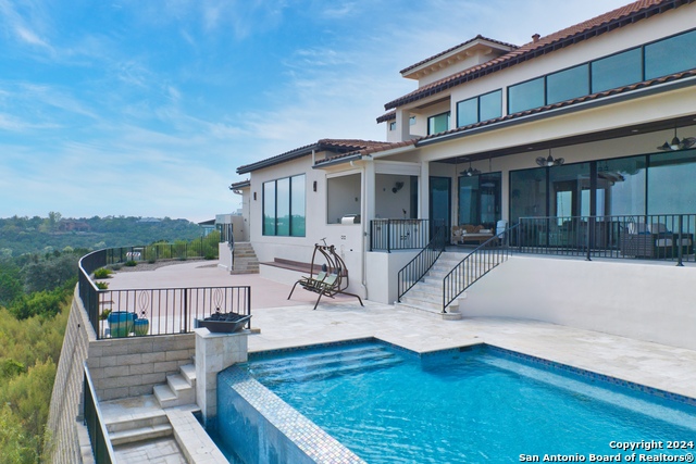 Image 40 of 41 For 7002 Bella Rose